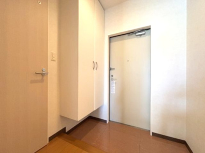 【玄関】 | フォブールマドカ