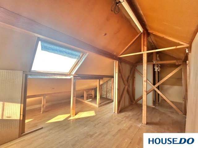 中古戸建兼事務所　桐生市仲町3丁目の収納|収納スペースですが、秘密基地みたいでワクワクします♪