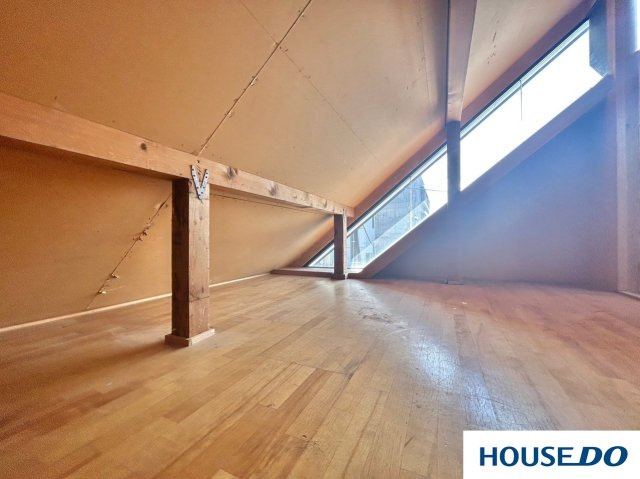 中古戸建兼事務所　桐生市仲町3丁目の収納|程よく日の当たる心地よい空間！ただの収納スペースじゃもったいない！！