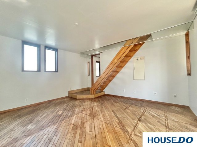 中古戸建兼事務所　桐生市仲町3丁目の内装|事務所スペースとしても客間としても利用できます♪