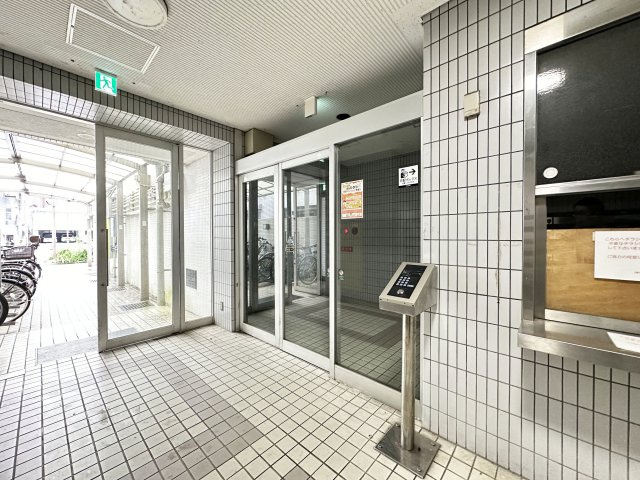 アーバンハイツ上町のロビー