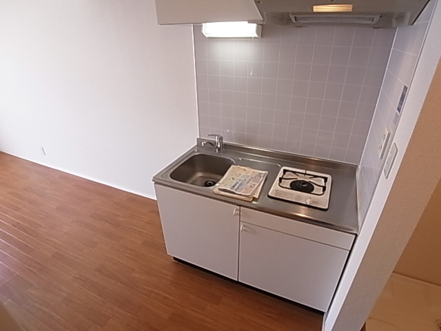 神戸市長田区前原町２丁目のアパートのキッチン|ガスキッチン