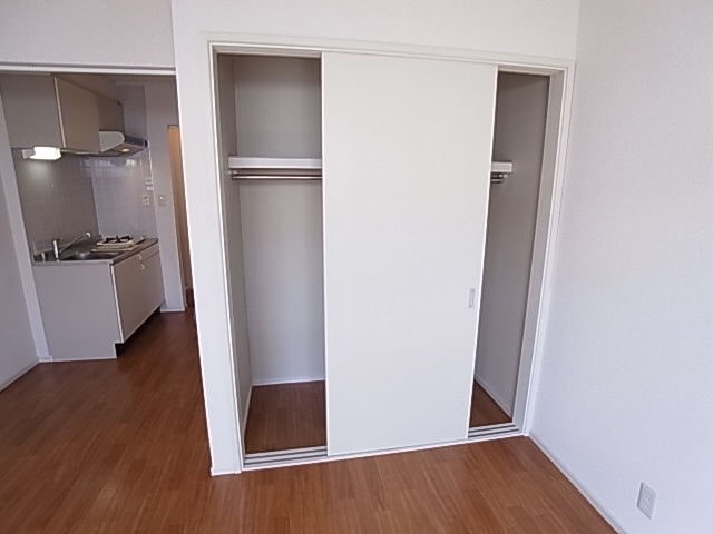 神戸市長田区前原町２丁目のアパートの収納|クローゼット