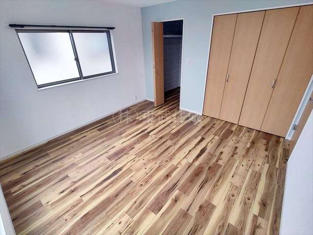 【寝室】 | 川越市小堤 | 2階南西側8帖洋室　主寝室としてお使い頂けます