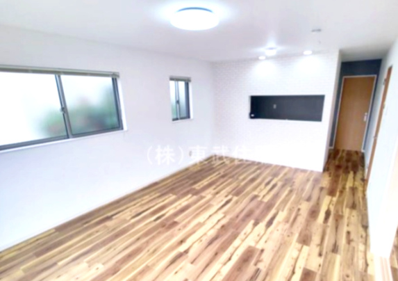 【居間・リビング】の画像