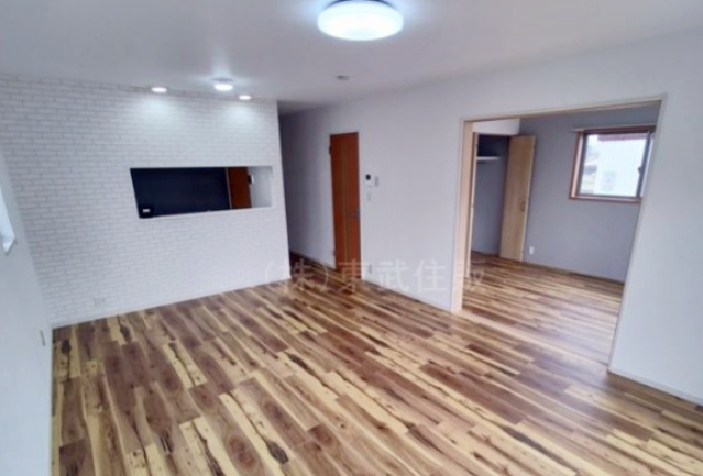 【居間・リビング】の画像