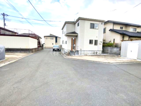 【前面道路含む現地写真】 | 川越市小堤 | 三方角地で開放感があります