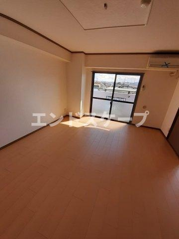 グランドバレーの居間・リビング|高崎、前橋のお部屋探しはエンドスケープまで！お客様の理想お聞かせ下さい♪