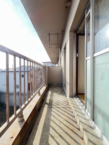 県営西舞子厚生年金住宅2号棟のバルコニー