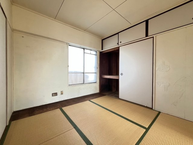 県営西舞子厚生年金住宅2号棟の内装