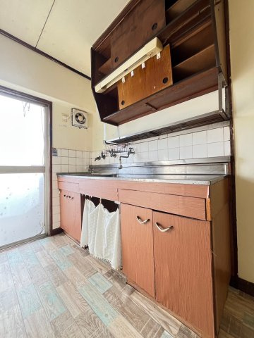 県営西舞子厚生年金住宅2号棟のキッチン