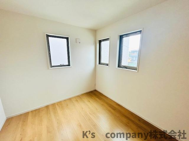 ◎茅ヶ崎市柳島2丁目　新築戸建　2号棟の洋室|洋室5帖◇趣味のお部屋にもいかがでしょうか♪