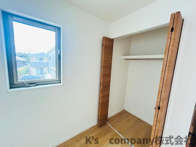 ◎茅ヶ崎市柳島2丁目　新築戸建　2号棟の収納|洋室5帖の収納スペース◇
