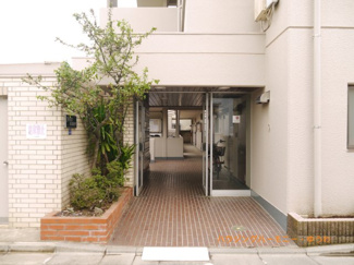 【エントランス】