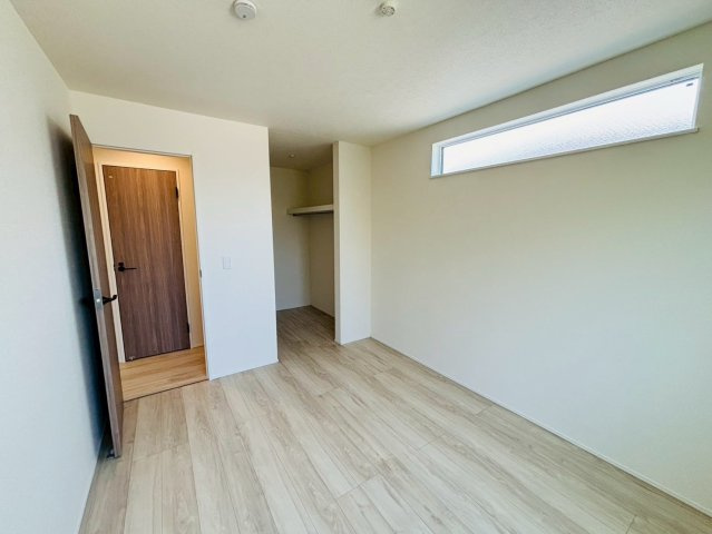 リナージュ／東区東野2丁目第1期／２号棟の洋室