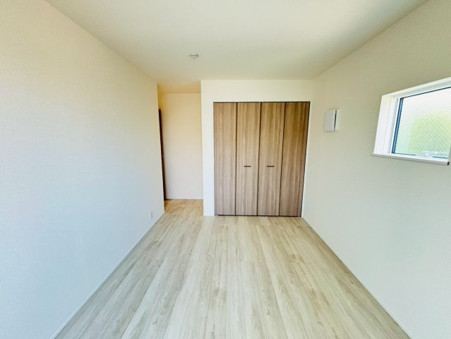 リナージュ／東区東野2丁目第1期／２号棟の洋室