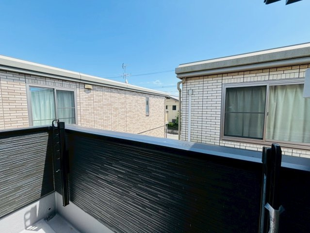 リナージュ／東区東野2丁目第1期／２号棟のバルコニー