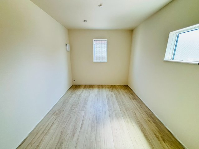 リナージュ／東区東野2丁目第1期／２号棟の洋室