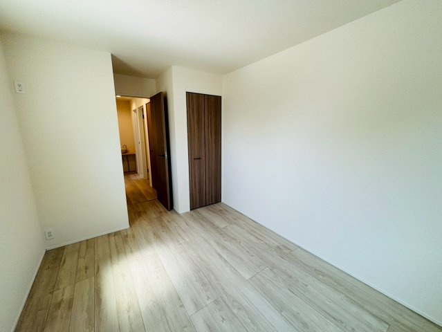 リナージュ／東区東野2丁目第1期／２号棟の洋室