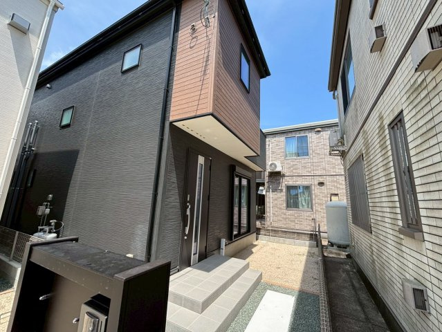 リナージュ／東区東野2丁目第1期／２号棟の外観