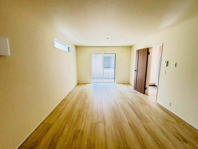 リナージュ／東区東野2丁目第1期／２号棟の居間・リビング