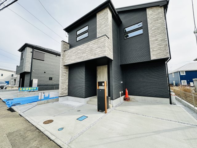 伊勢原市第1板戸　新築一戸建て　４号棟の外観