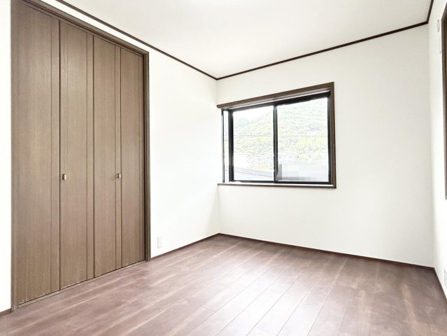 【洋室】 | 高知市神田