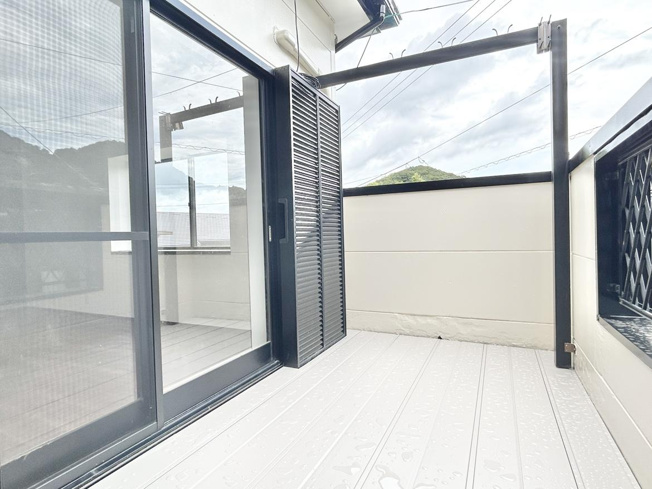 【バルコニー】 | 高知市神田