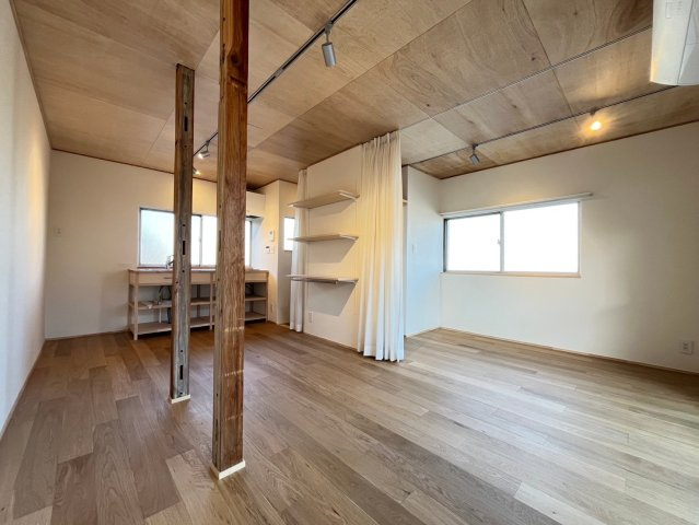 神戸1人親家庭支援住宅の内装