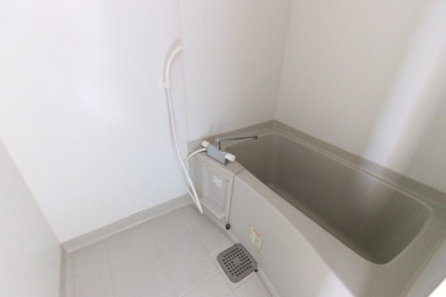 サンマリンＨＩＲＯの浴室