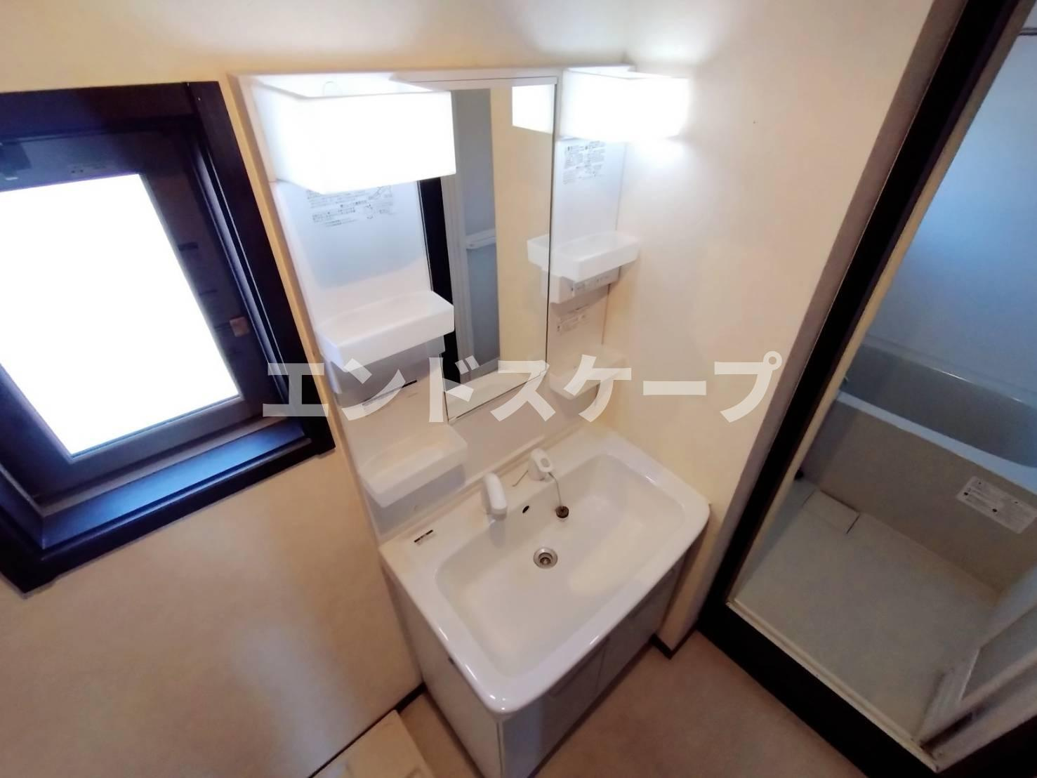 コンフォート三山の洗面所|高崎、前橋のお部屋探しはエンドスケープまで！お客様の理想お聞かせ下さい♪