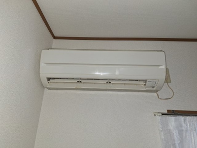 【設備】 | ロイヤルパーク柏原駅前 | エアコン1台完備