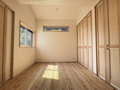 【洋室】 | 甲陽園目神山町中古戸建 | スタンダードな洋室です