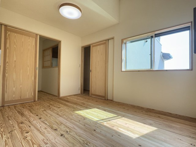 【洋室】 | 甲陽園目神山町中古戸建 | 個人の部屋や寝室として使える洋室です