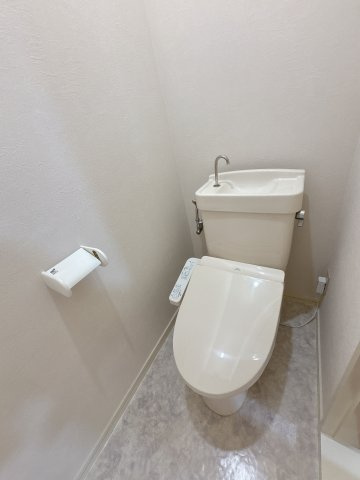 新美ハイツの和室