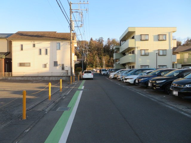 狭山市鵜ノ木の倉庫の周辺