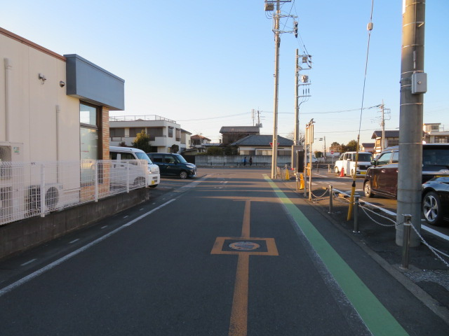 狭山市鵜ノ木の倉庫の周辺