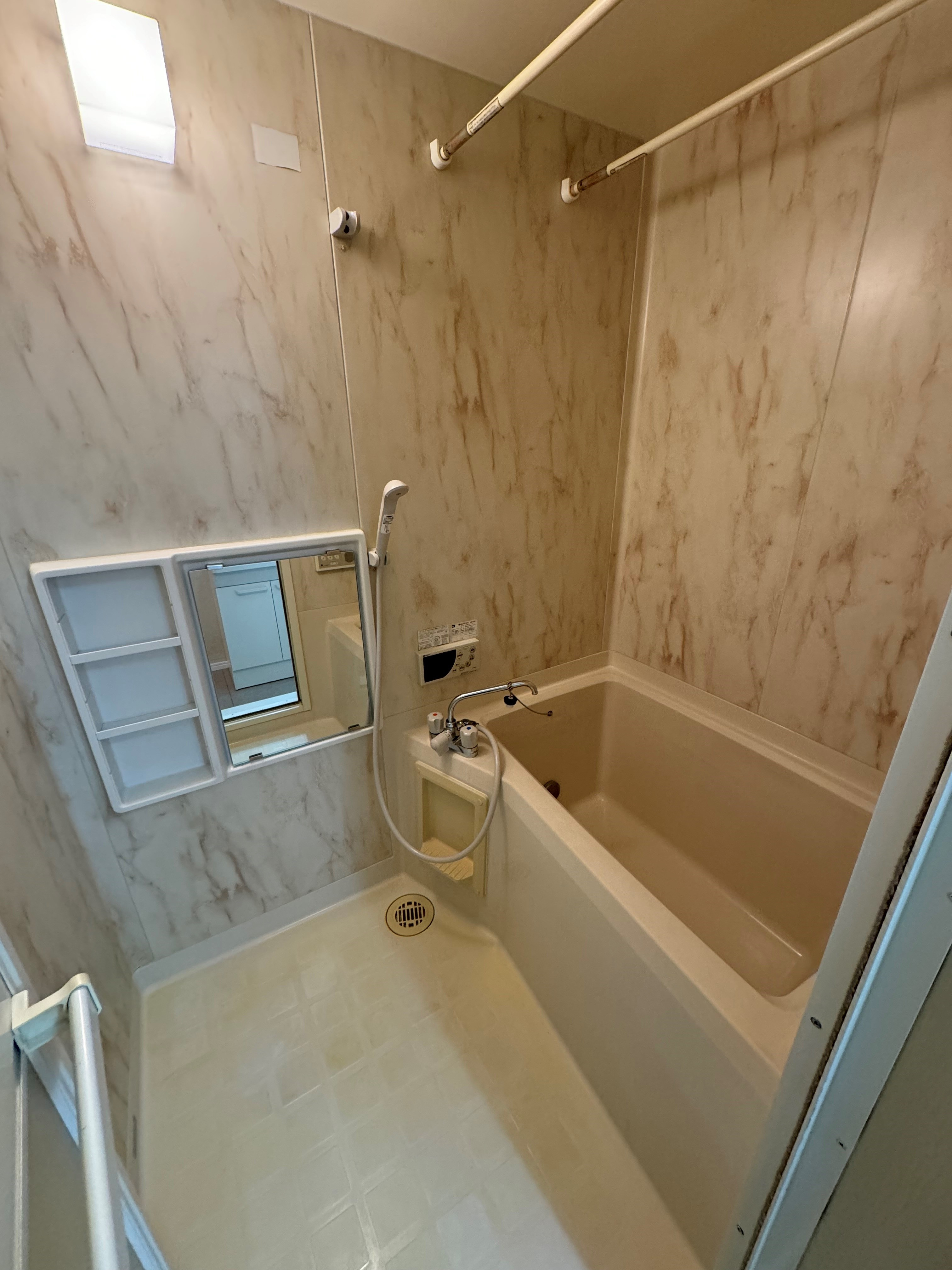 ブルーパレス深石