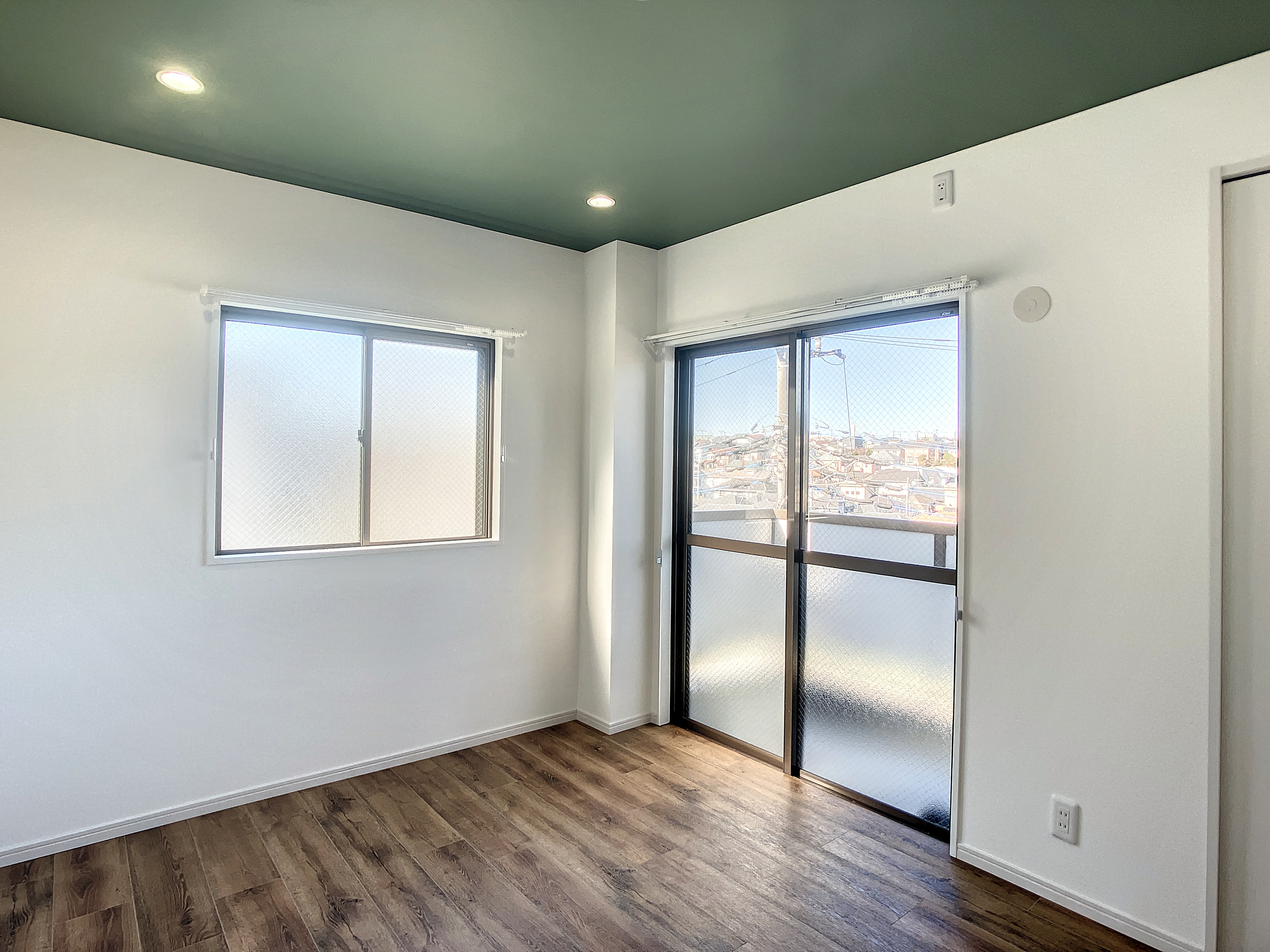 ホワイトハウス荏子田