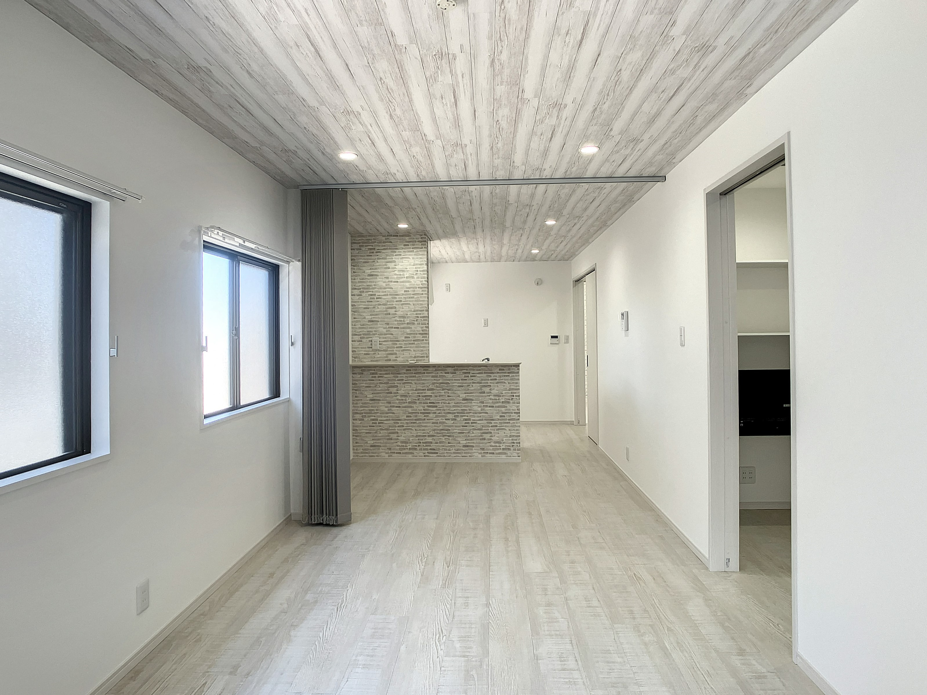 ホワイトハウス荏子田