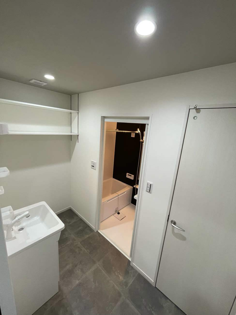 ホワイトハウス荏子田