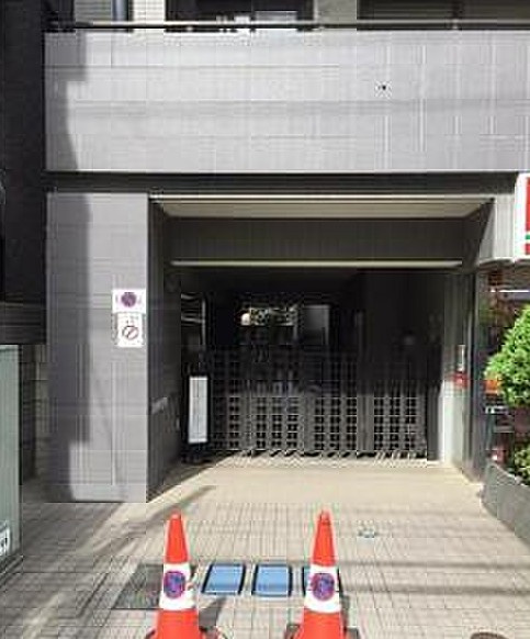 【エントランス】