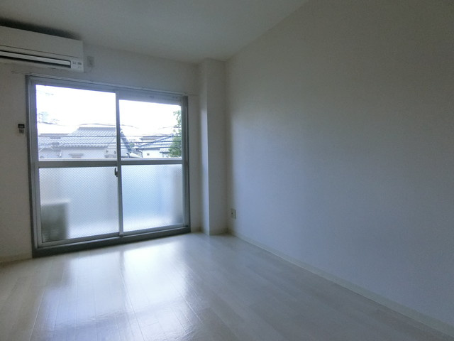 シャトレー御殿山の洋室|写真は同建物201号室です。