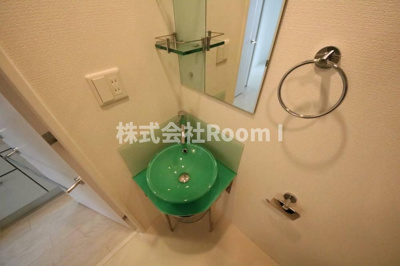 【独立洗面台】 | SEST北浜 | 独立洗面台で身支度をすべて済ませてしまいましょう