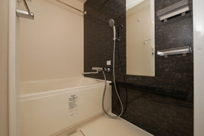 【浴室】 | リヴェント難波サウス | コンパクトで使いやすいお風呂です