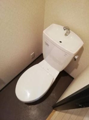 【トイレ】 | エミネンスコート | ※イメージ　同物件別号室の写真