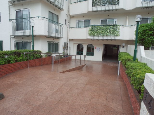 【エントランス】 | 岡本センチュリーマンション