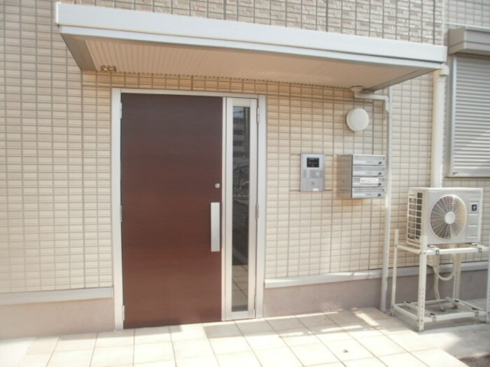 コンフォート中之島のエントランス