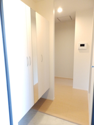 【居間・リビング】 | ベルヴィル カメリア A棟 | 居間です