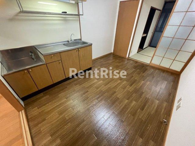 Surplus　ANDOの居間・リビング